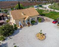 Resale - Finca - Albatera