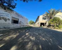 Resale - Finca / Country Property - Elche