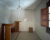 Resale - Finca / Country Property - Elche