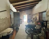 Resale - Finca / Country Property - Elche