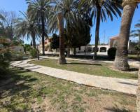 Resale - Finca / Country Property - Elda