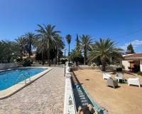 Resale - Finca / Country Property - Elda
