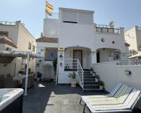 Resale - House - Orihuela Costa - La Zenia