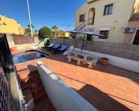 Resale - Semi detached villa - Algorfa - La Finca Golf Resort