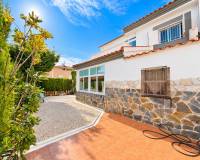 Resale - Semi - Detached Villa - Alicante - La Florida