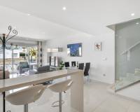 Resale - Semi detached villa - Orihuela Costa - Punta Prima