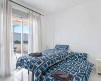 Resale - Semi detached villa - Orihuela Costa - Punta Prima