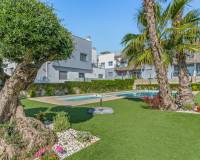 Resale - Semi detached villa - Orihuela Costa - Punta Prima