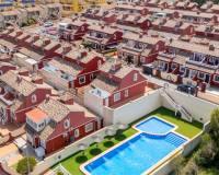 Resale - Semi detached villa - Orihuela Costa - Villamartin