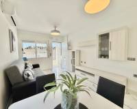 Resale - Semi detached villa - Torrevieja - El Chaparral