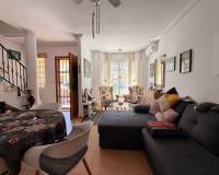 Resale - Town House - El Raso