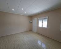 Resale - Town House - La Marina - La Marina - Urbanization