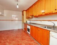 Resale - Town House - Los Desamparados