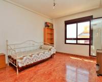 Resale - Town House - Los Desamparados