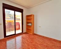 Resale - Town House - Los Desamparados