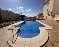 Resale - Town House - Orihuela Costa - Villamartin