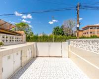 Resale - Town House - Torrevieja - Aguas Nuevas