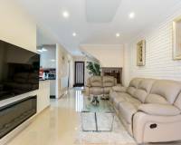 Resale - Town House - Torrevieja - Aguas Nuevas