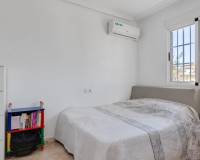 Resale - Town House - Torrevieja - Aguas Nuevas
