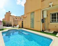 Resale - Town House - Villamartin