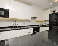 Resale - Town House - Villamartin