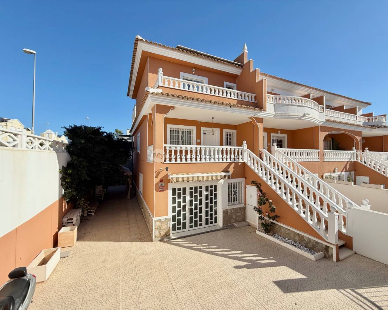 Semi detached villa - Resale - Ciudad Quesada - Doña Pepa