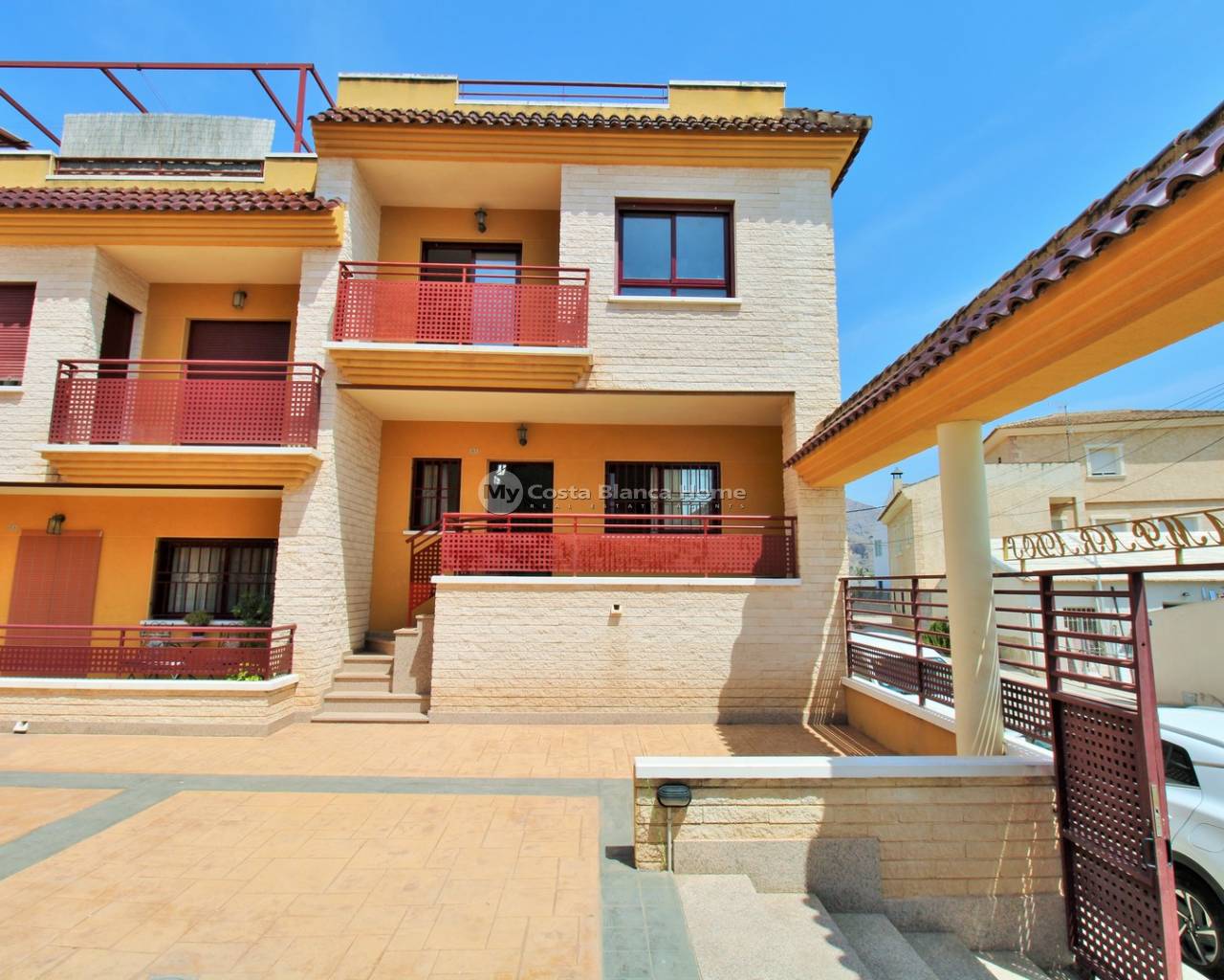 Town House - Resale - Los Desamparados - Los Desamparados